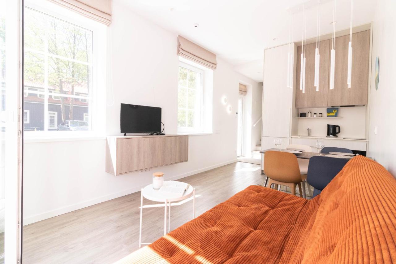 Living Apartments, By Cohost דירה *